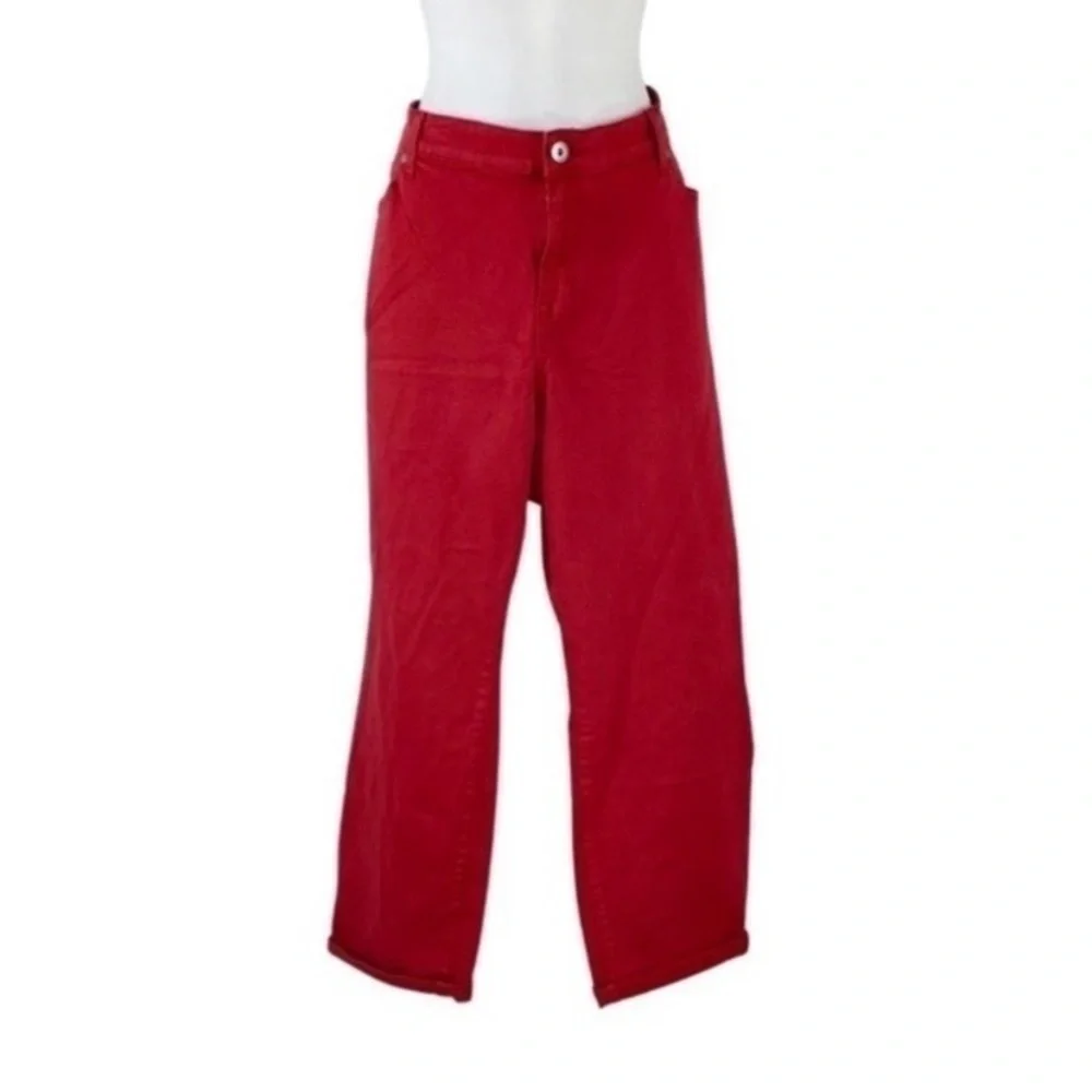 NWT Torrid Red Boyfriend Straight Vintage Stretch Denim Mid-Rise Jeans 26